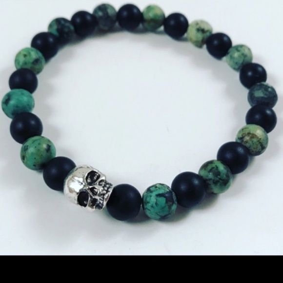 green turquoise & onyx skull bead bracelet - Picture 2 of 7